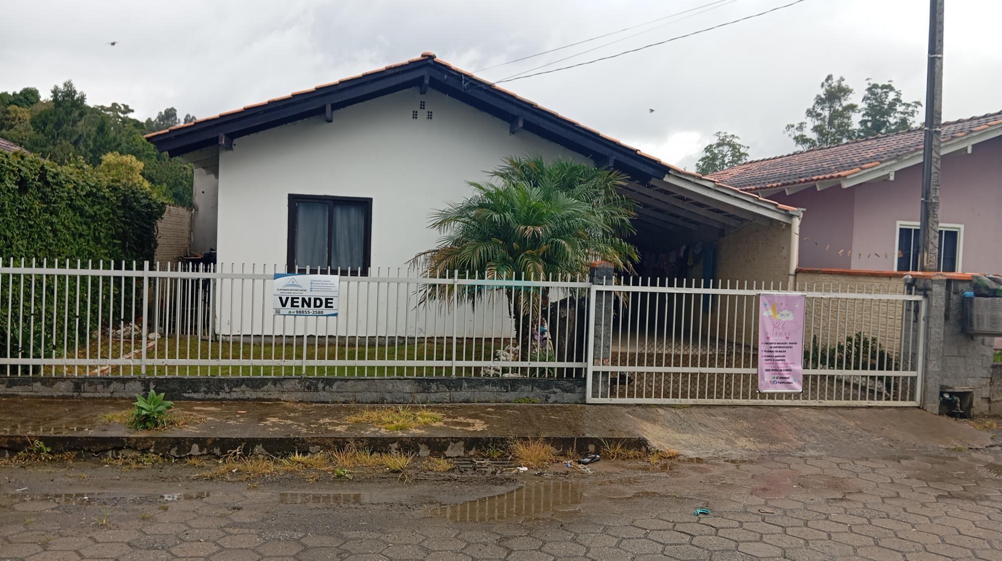 TERRENO COM CASA ALVENARIA - Agrolândia /SC, Centro